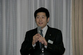 矢野委員長による趣旨説明