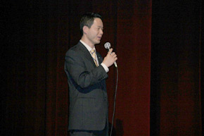 吉岡担当副理事長の謝辞