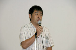 第1号議案を上程する選挙管理委員会、中村委員長