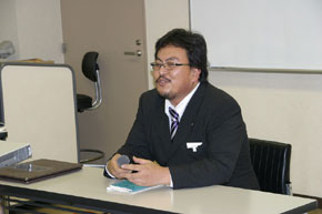 交流渉外委員会 由里委員長の発表