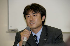 ひとづくり委員会 加賀谷委員長の発表