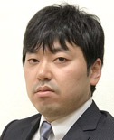 委員長　幾世 恭典